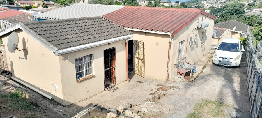2 Bedroom Property for Sale in Trenance Park KwaZulu-Natal