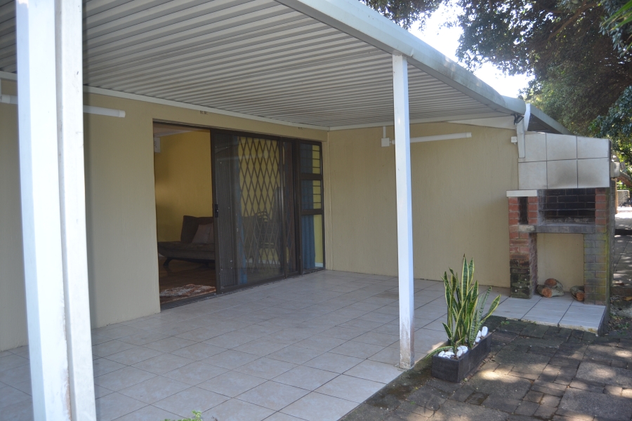 2 Bedroom Property for Sale in Scottburgh South KwaZulu-Natal