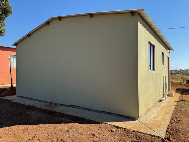 2 Bedroom Property for Sale in Mpophomeni KwaZulu-Natal