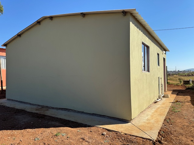 2 Bedroom Property for Sale in Mpophomeni KwaZulu-Natal