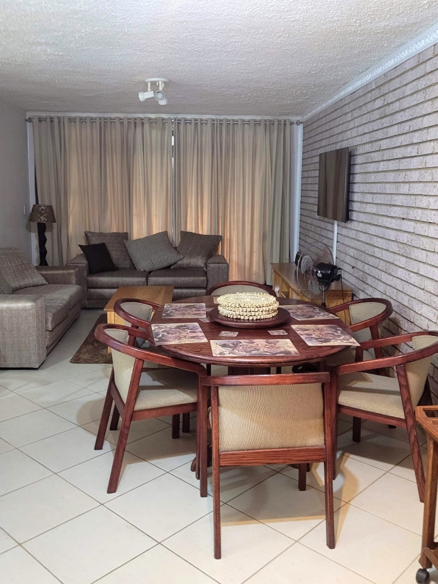 3 Bedroom Property for Sale in Uvongo Beach KwaZulu-Natal