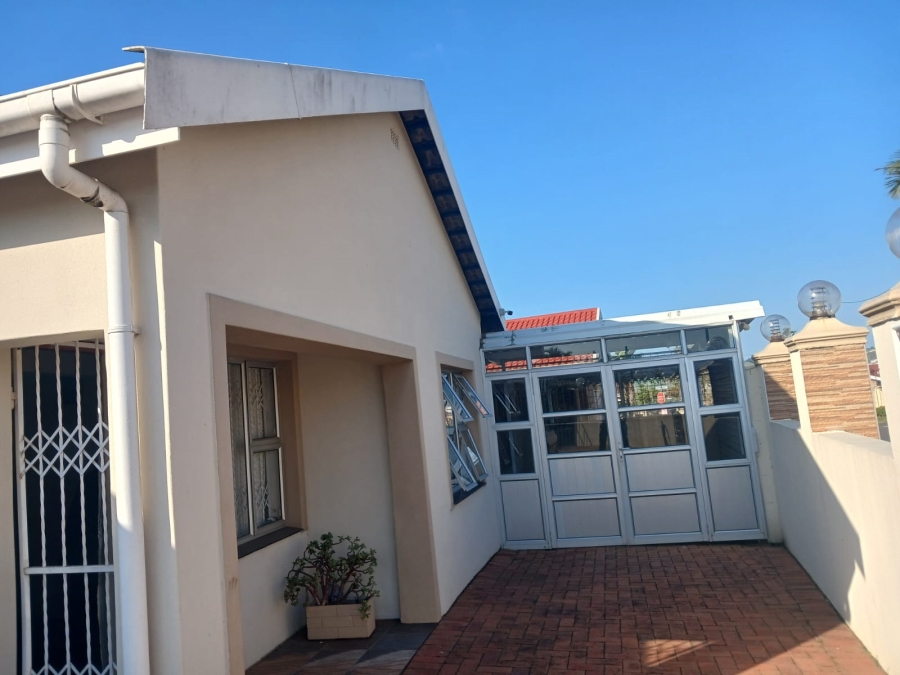 4 Bedroom Property for Sale in Woodview KwaZulu-Natal