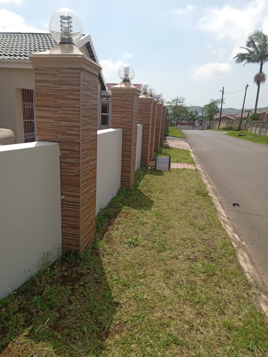 4 Bedroom Property for Sale in Woodview KwaZulu-Natal