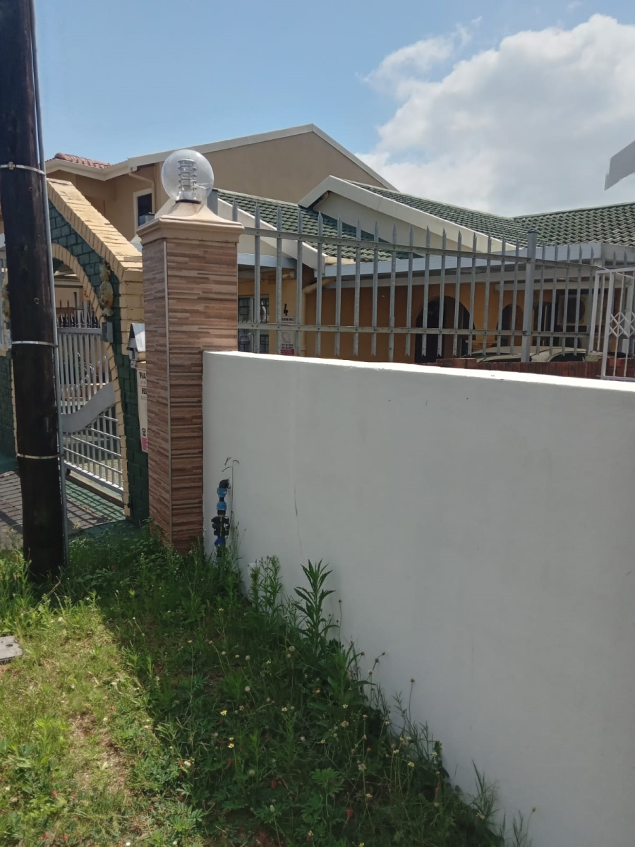 4 Bedroom Property for Sale in Woodview KwaZulu-Natal