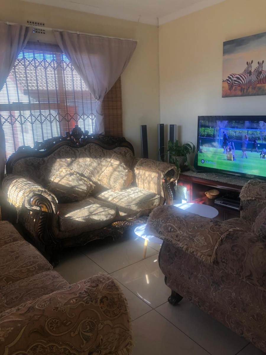 3 Bedroom Property for Sale in Mpophomeni KwaZulu-Natal