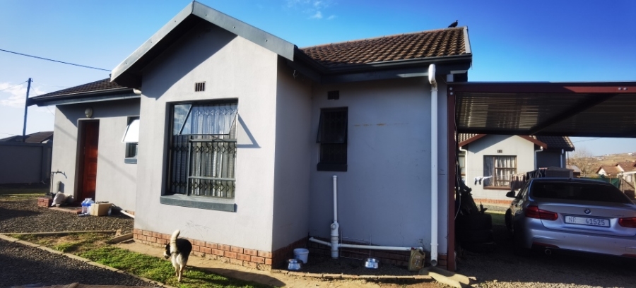 3 Bedroom Property for Sale in Mpophomeni KwaZulu-Natal