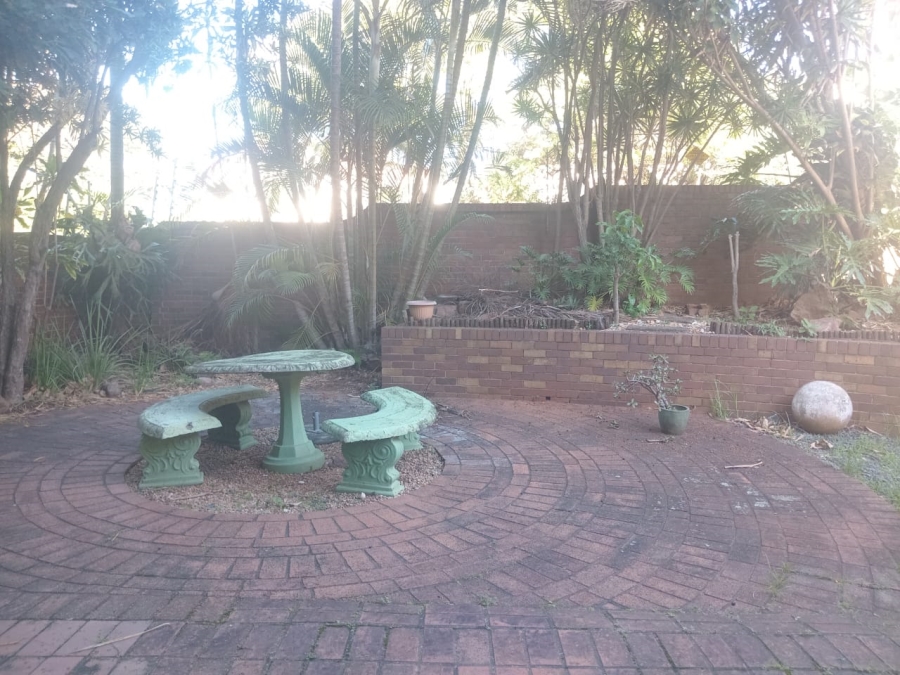 2 Bedroom Property for Sale in Glenwood KwaZulu-Natal