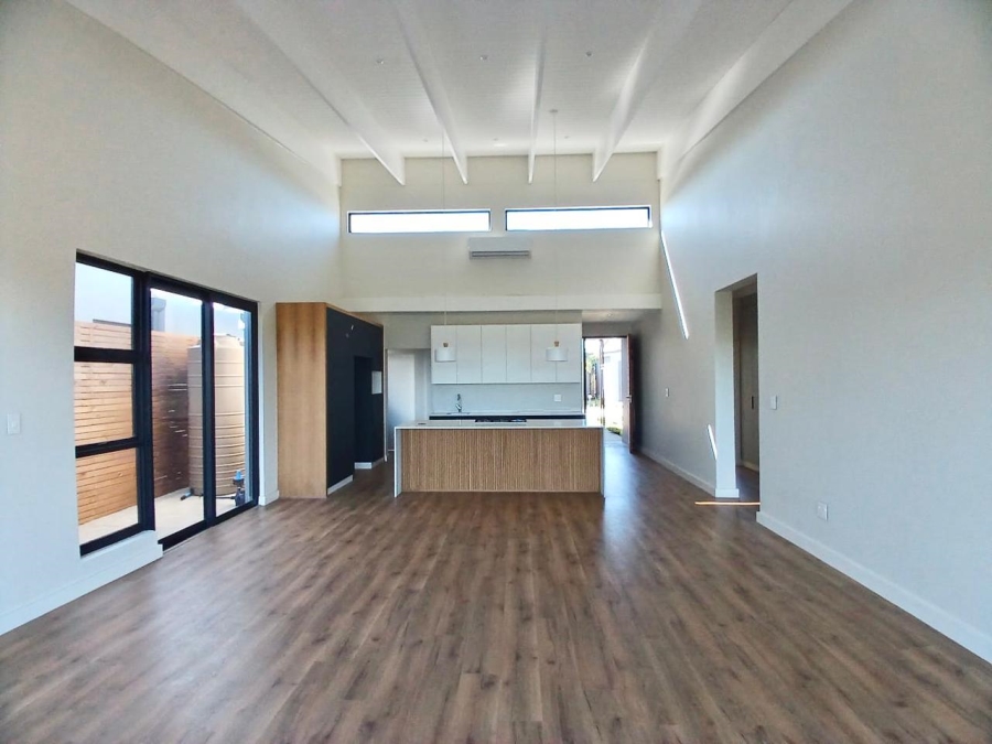 To Let 2 Bedroom Property for Rent in New Salt Rock City KwaZulu-Natal