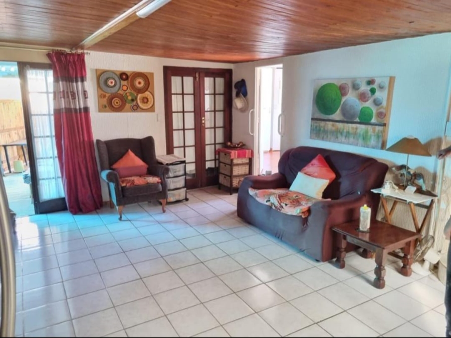 2 Bedroom Property for Sale in Illovo Beach KwaZulu-Natal