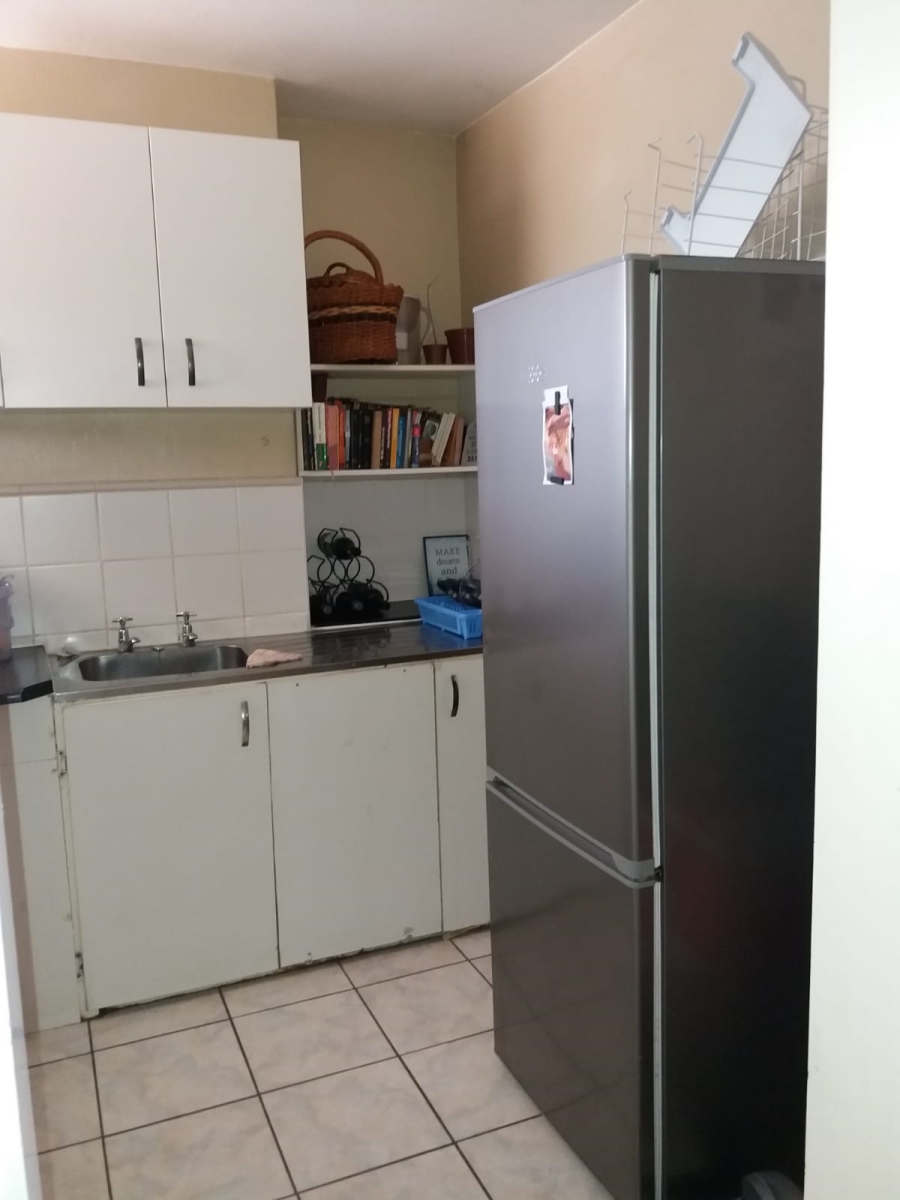 To Let 1 Bedroom Property for Rent in Scottsville KwaZulu-Natal