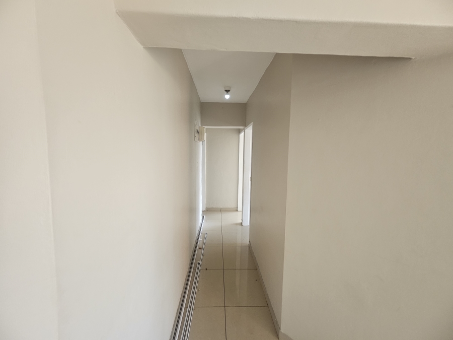 To Let 2 Bedroom Property for Rent in Overport KwaZulu-Natal