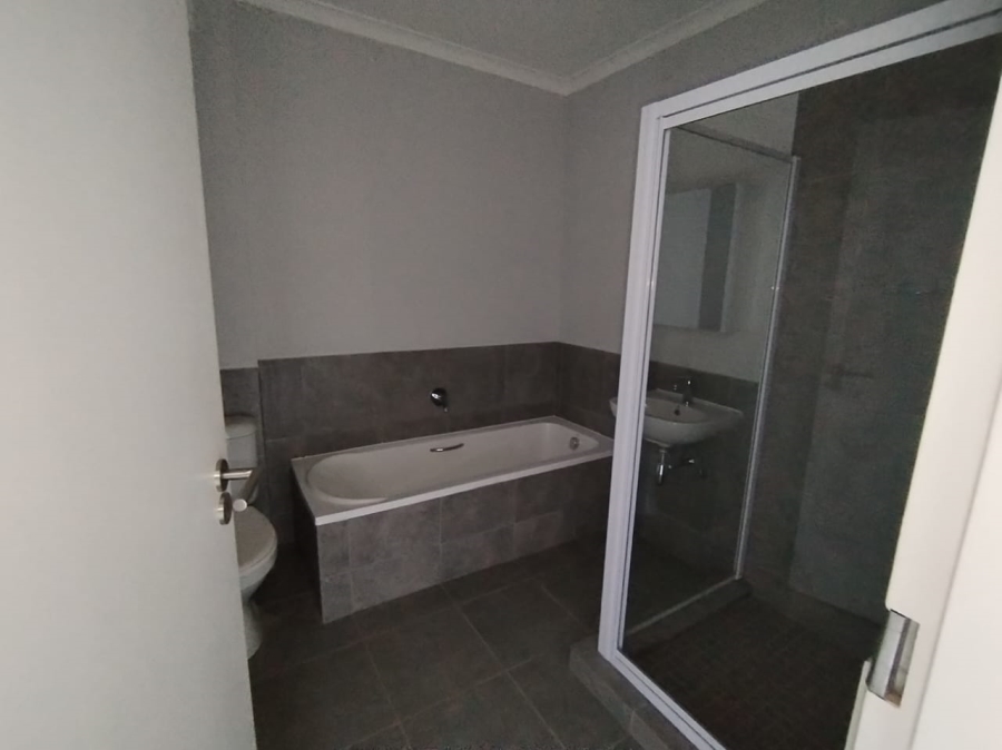 To Let 2 Bedroom Property for Rent in Amanzimtoti KwaZulu-Natal