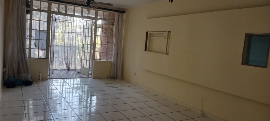 2 Bedroom Property for Sale in Scottsville KwaZulu-Natal