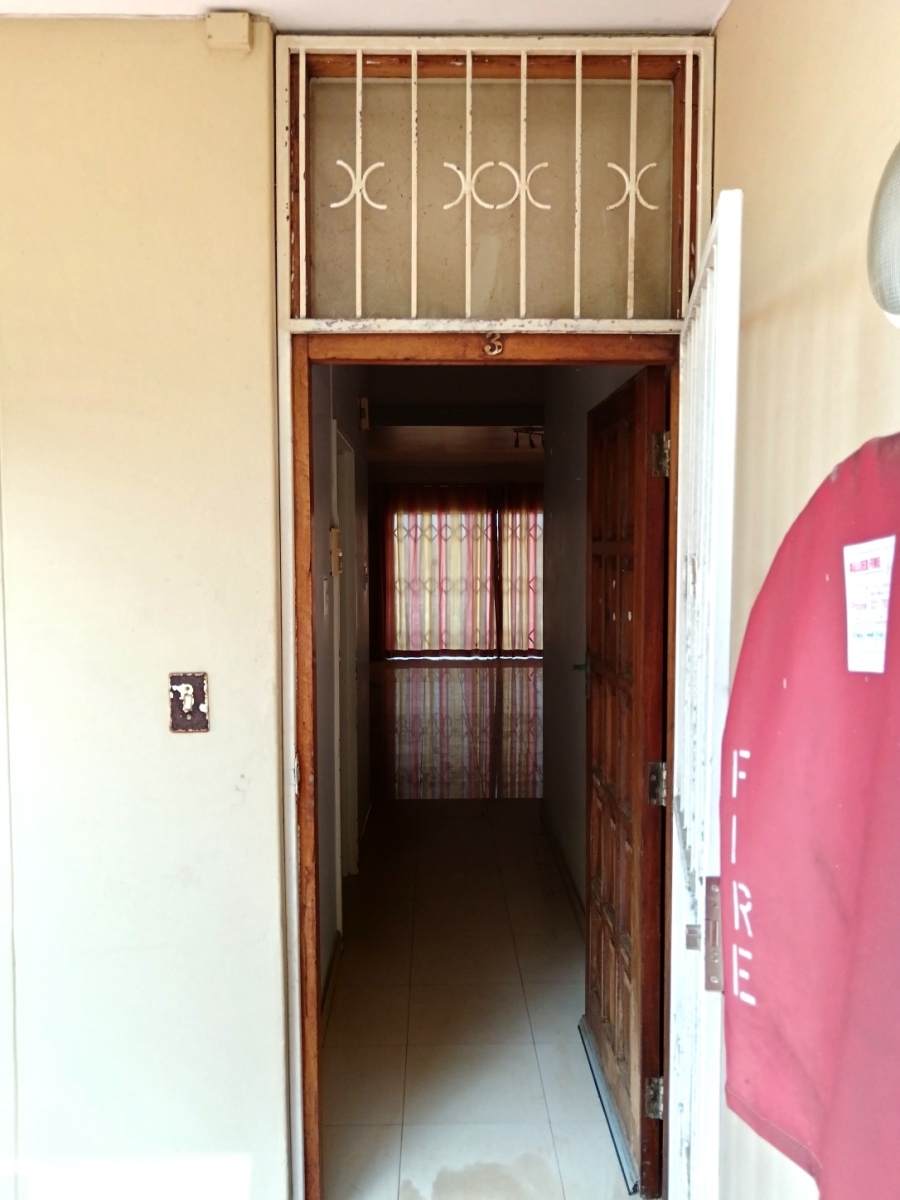 1 Bedroom Property for Sale in Athlone KwaZulu-Natal