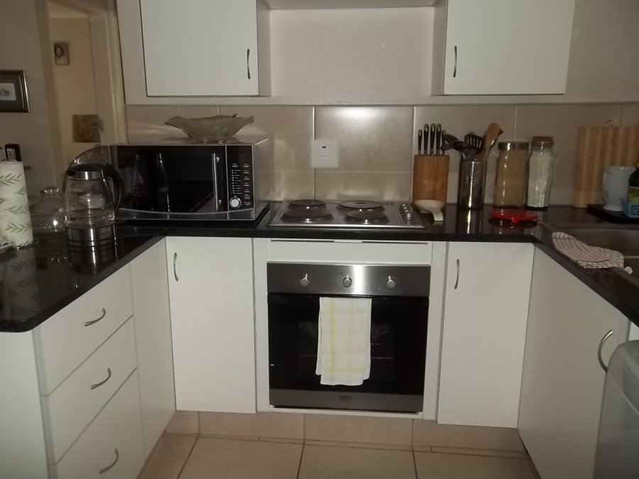 2 Bedroom Property for Sale in Sunnyridge KwaZulu-Natal