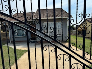 2 Bedroom Property for Sale in Howick West KwaZulu-Natal