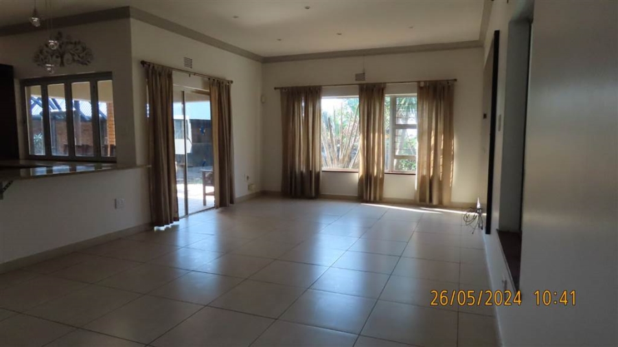 To Let 4 Bedroom Property for Rent in Mtunzini KwaZulu-Natal