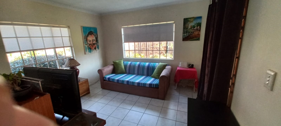 To Let 2 Bedroom Property for Rent in Waterfall KwaZulu-Natal