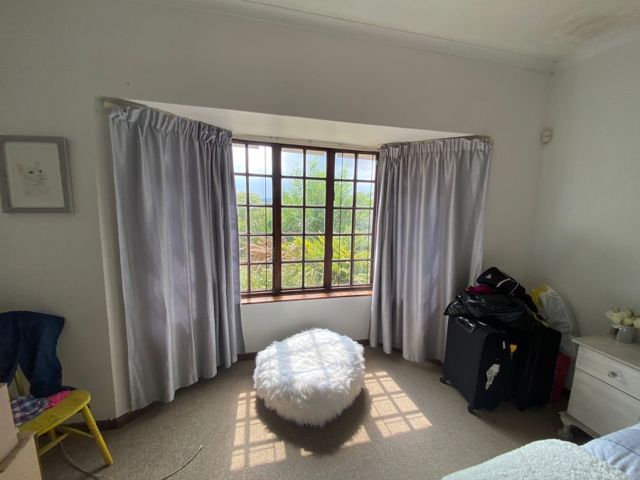 To Let 2 Bedroom Property for Rent in Kloof KwaZulu-Natal