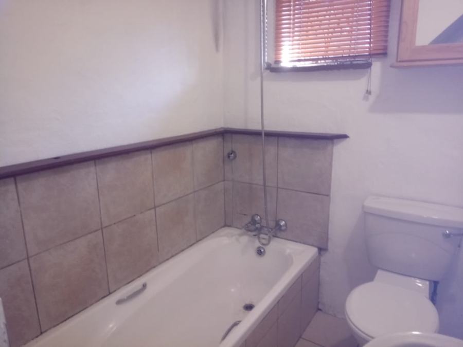 To Let 1 Bedroom Property for Rent in Belvedere KwaZulu-Natal