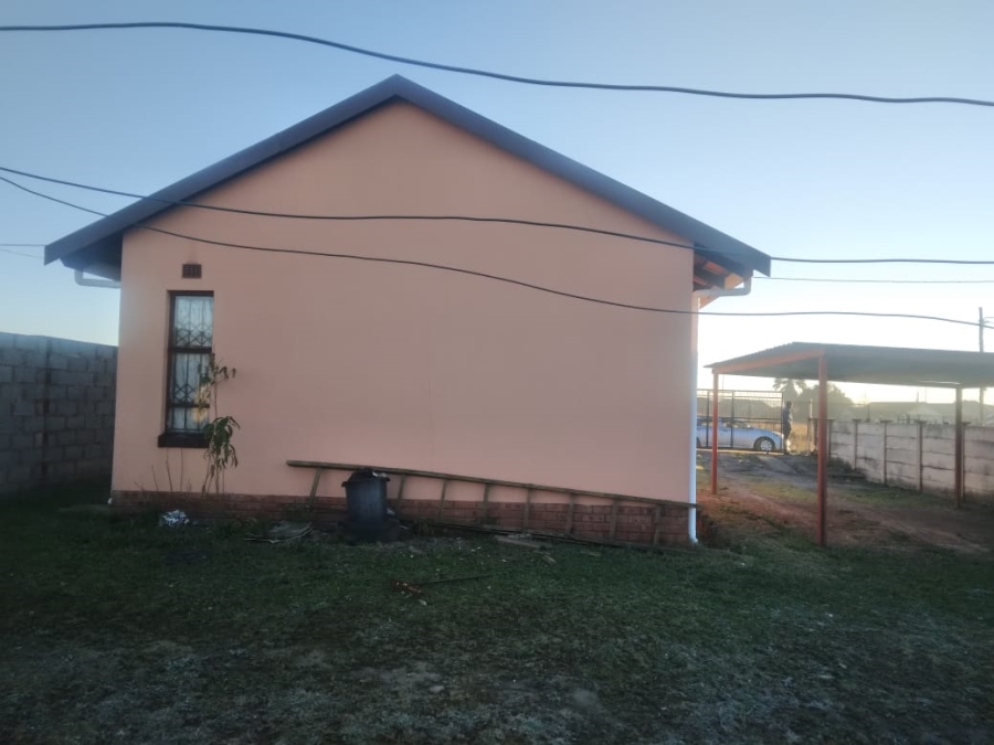 2 Bedroom Property for Sale in Mpophomeni KwaZulu-Natal