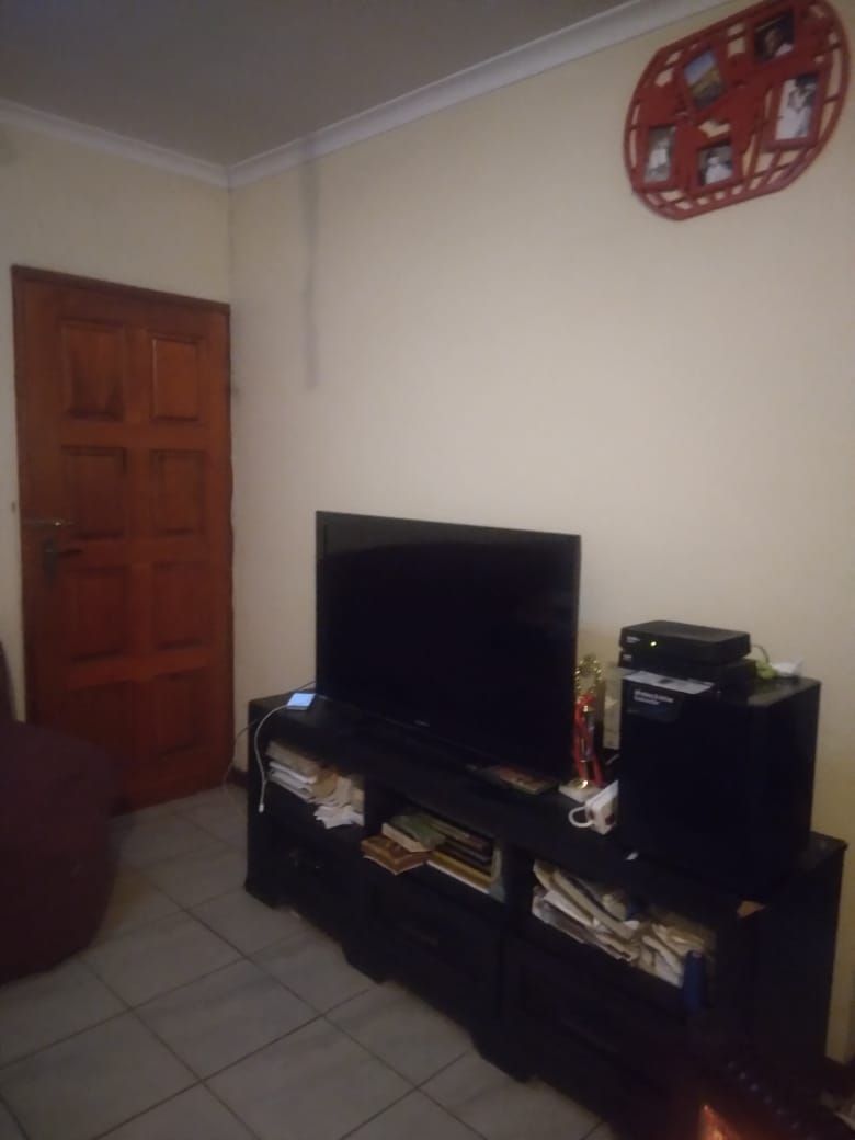 2 Bedroom Property for Sale in Mpophomeni KwaZulu-Natal