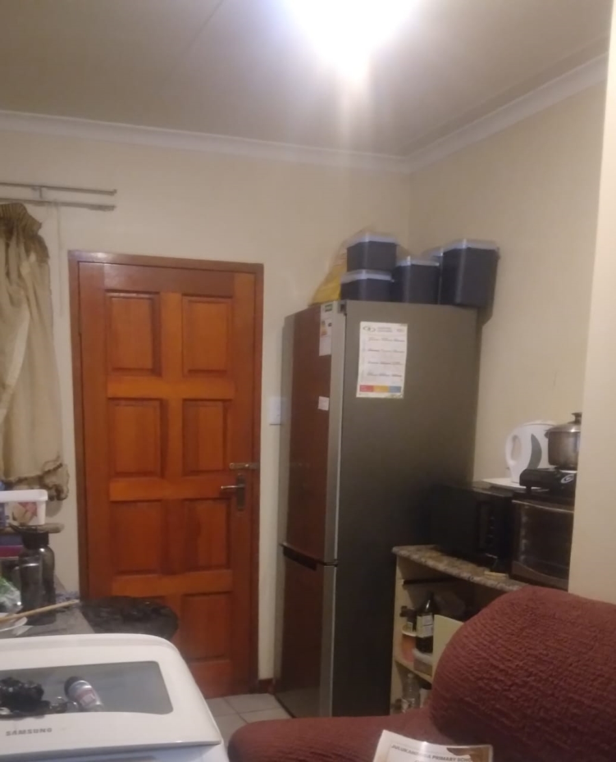 2 Bedroom Property for Sale in Mpophomeni KwaZulu-Natal