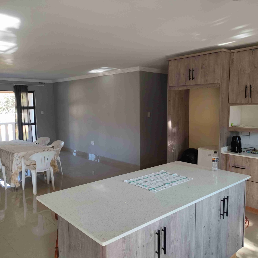 5 Bedroom Property for Sale in Crestholme KwaZulu-Natal