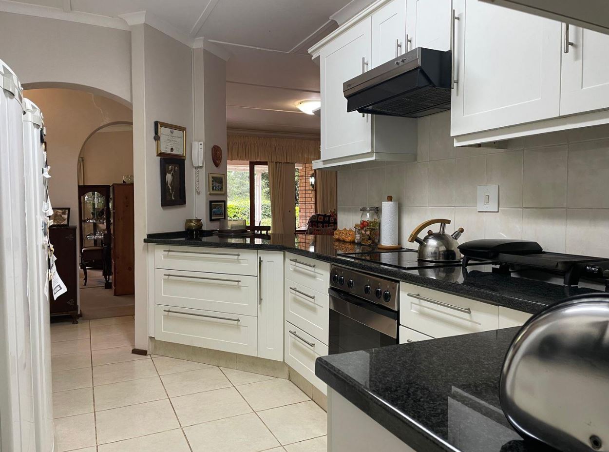 3 Bedroom Property for Sale in Gillitts KwaZulu-Natal