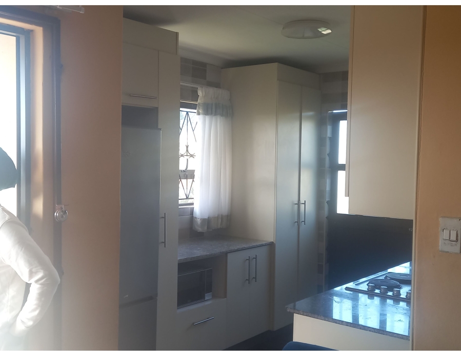 To Let 2 Bedroom Property for Rent in Lovu KwaZulu-Natal