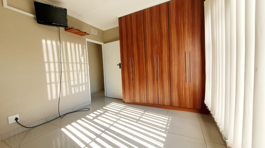 2 Bedroom Property for Sale in Meer En See KwaZulu-Natal