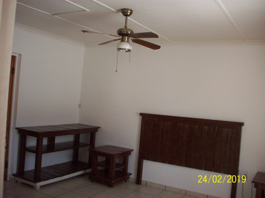 To Let 1 Bedroom Property for Rent in Veld En Vlei KwaZulu-Natal