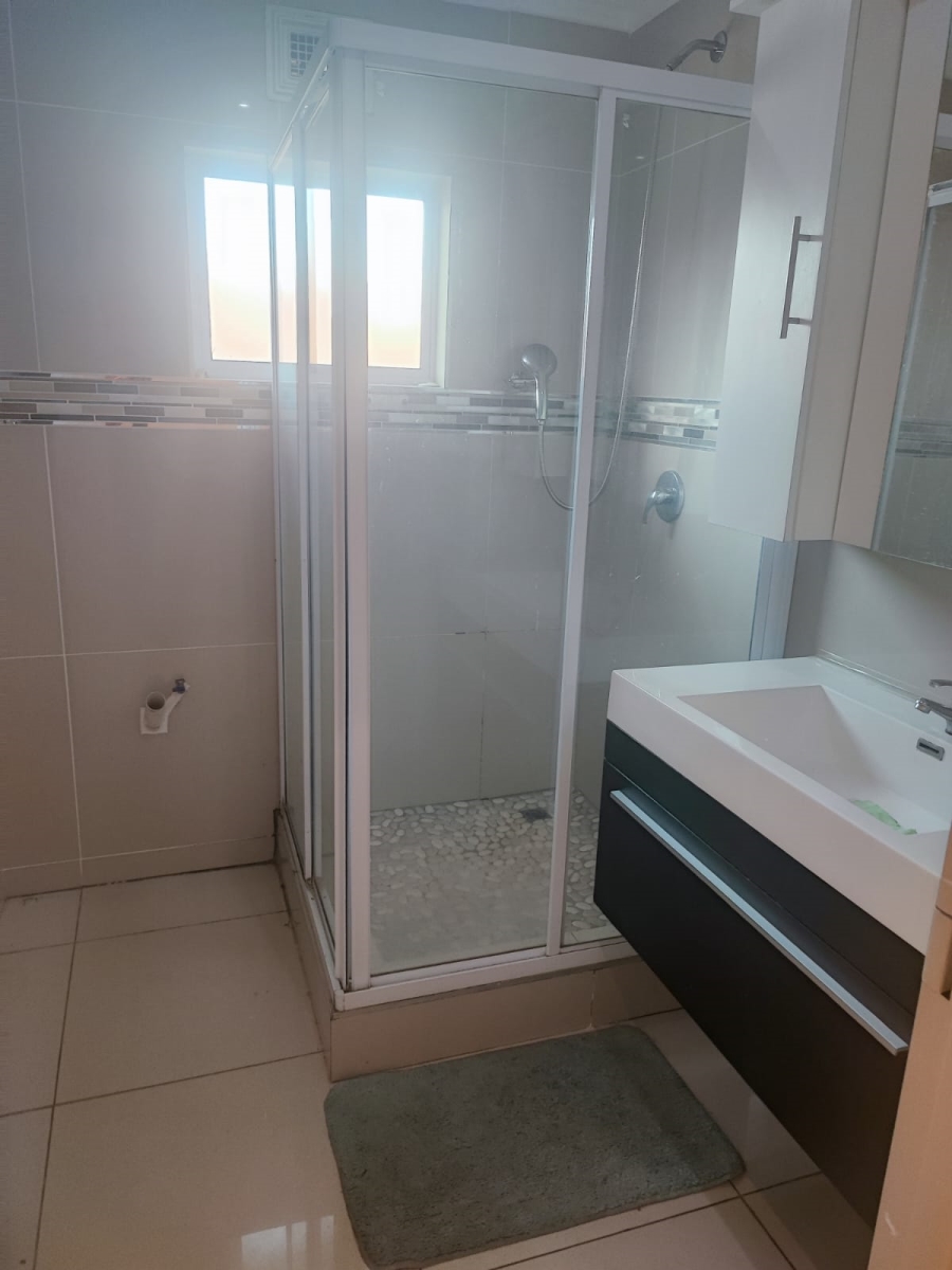 2 Bedroom Property for Sale in Oaklands KwaZulu-Natal