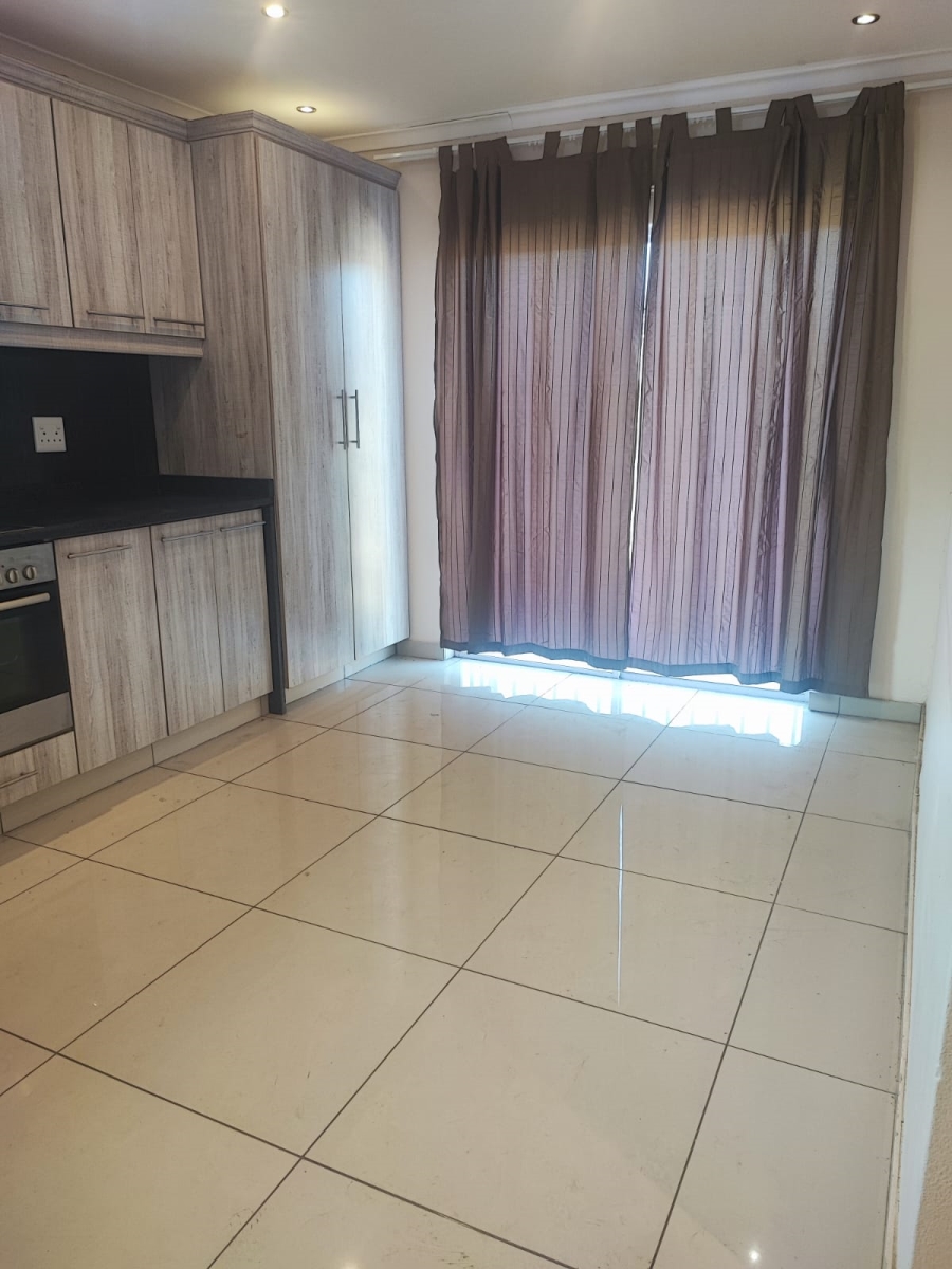 2 Bedroom Property for Sale in Oaklands KwaZulu-Natal