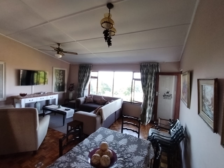 2 Bedroom Property for Sale in Umtentweni KwaZulu-Natal