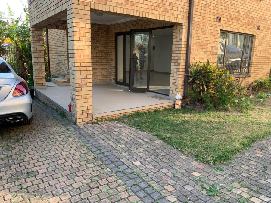 To Let 3 Bedroom Property for Rent in Umhlatuzana KwaZulu-Natal