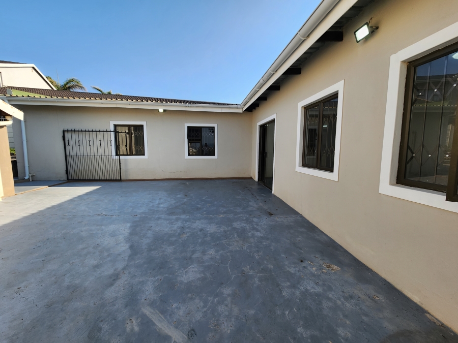 To Let 3 Bedroom Property for Rent in Ramsgate KwaZulu-Natal