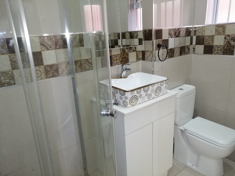 To Let 0 Bedroom Property for Rent in Essenwood KwaZulu-Natal