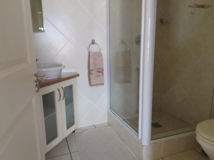 2 Bedroom Property for Sale in Uvongo Beach KwaZulu-Natal