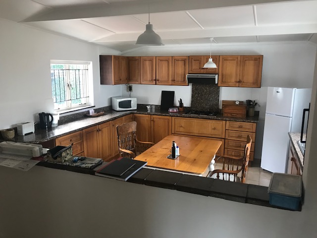 To Let 4 Bedroom Property for Rent in Kloof KwaZulu-Natal