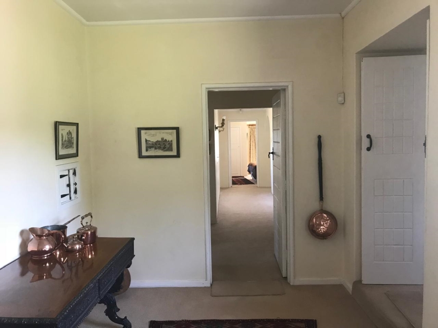 To Let 4 Bedroom Property for Rent in Kloof KwaZulu-Natal