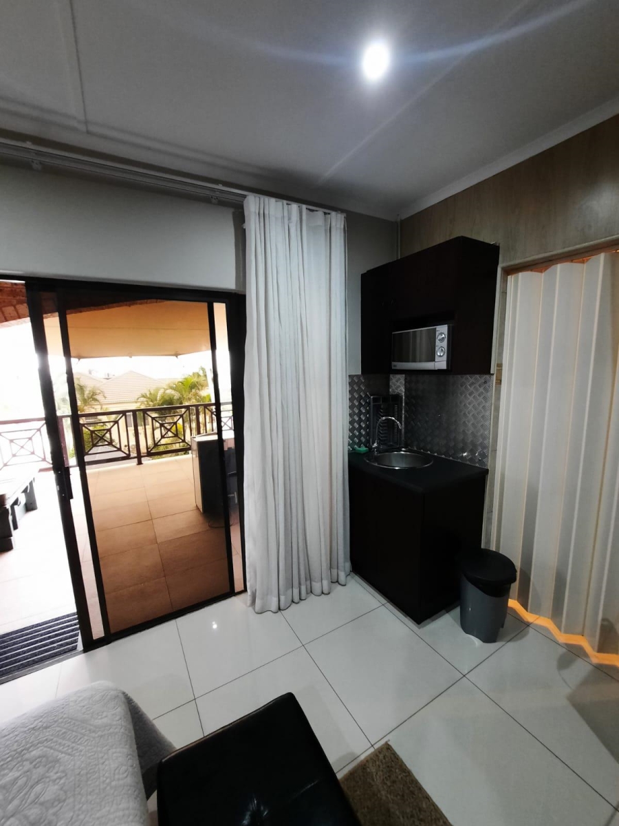 To Let 1 Bedroom Property for Rent in Umhlanga Ridge KwaZulu-Natal