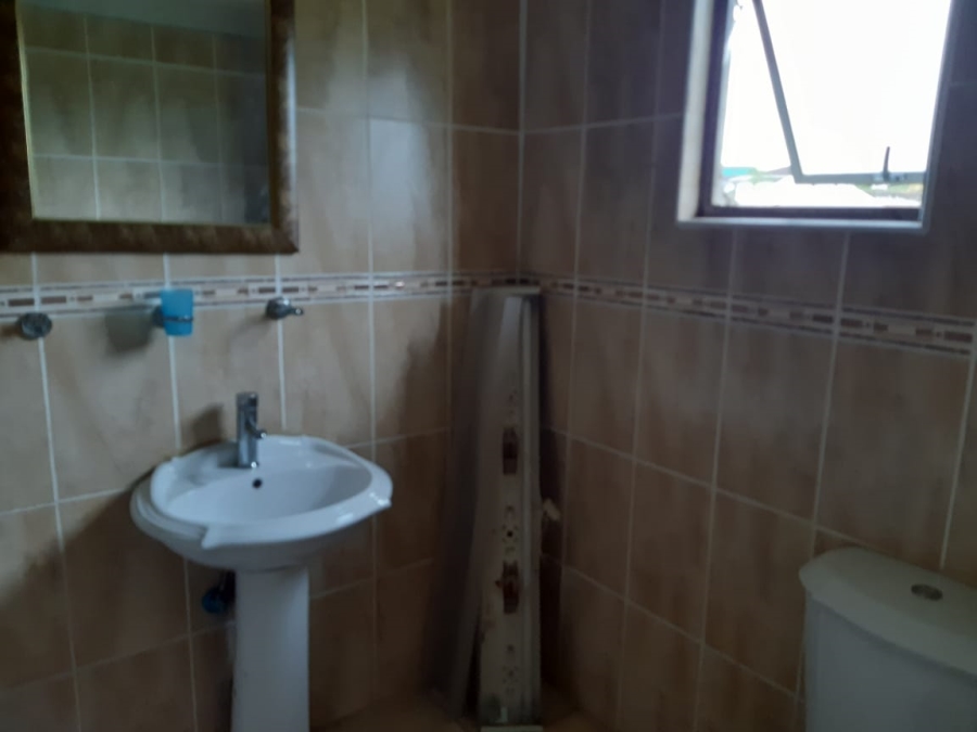 3 Bedroom Property for Sale in Lovu KwaZulu-Natal