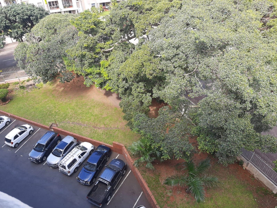 2 Bedroom Property for Sale in Essenwood KwaZulu-Natal