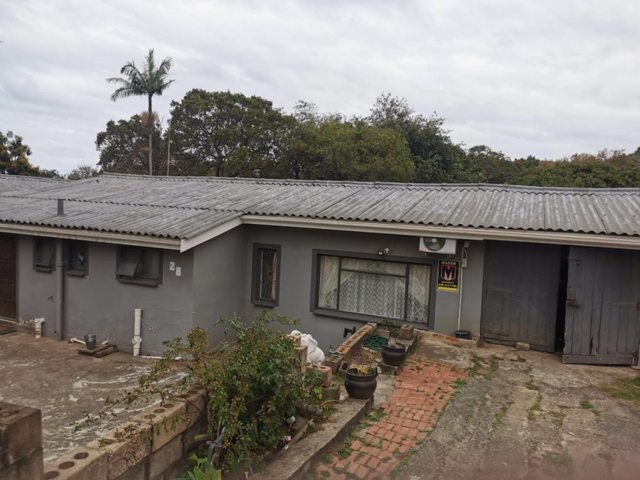 4 Bedroom Property for Sale in Uvongo KwaZulu-Natal