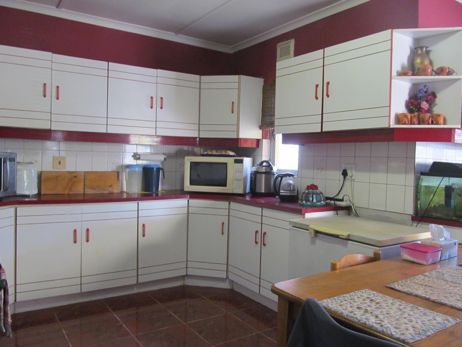 5 Bedroom Property for Sale in Clansthal KwaZulu-Natal