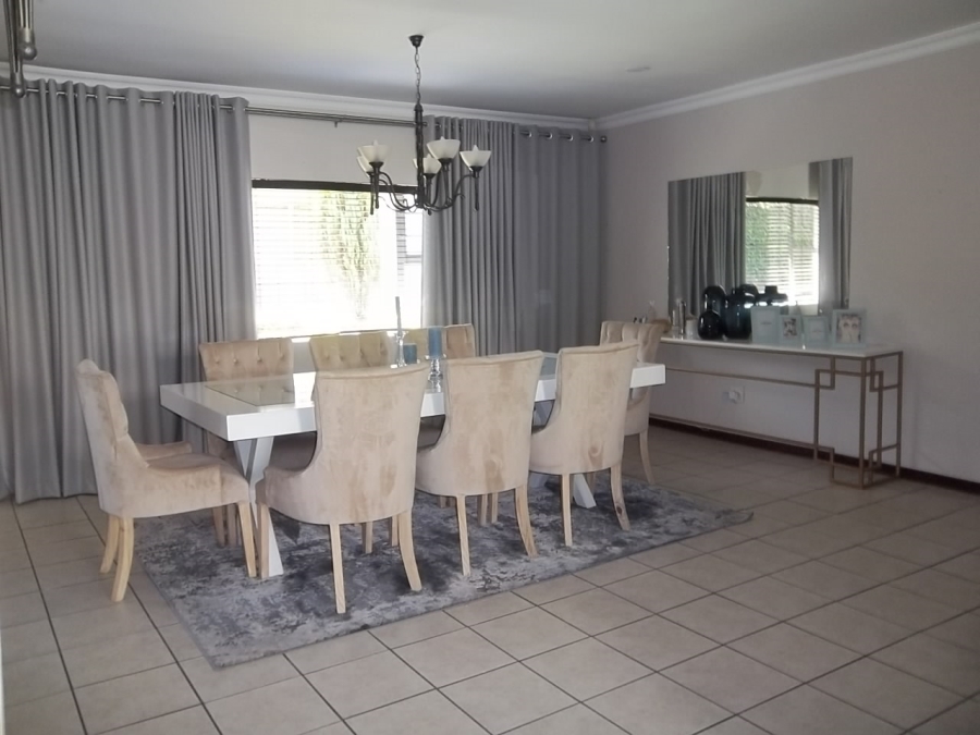 3 Bedroom Property for Sale in Aviary Hill KwaZulu-Natal