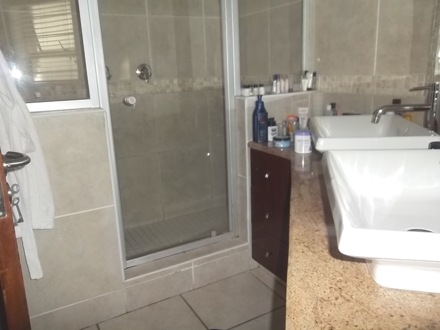 3 Bedroom Property for Sale in Aviary Hill KwaZulu-Natal