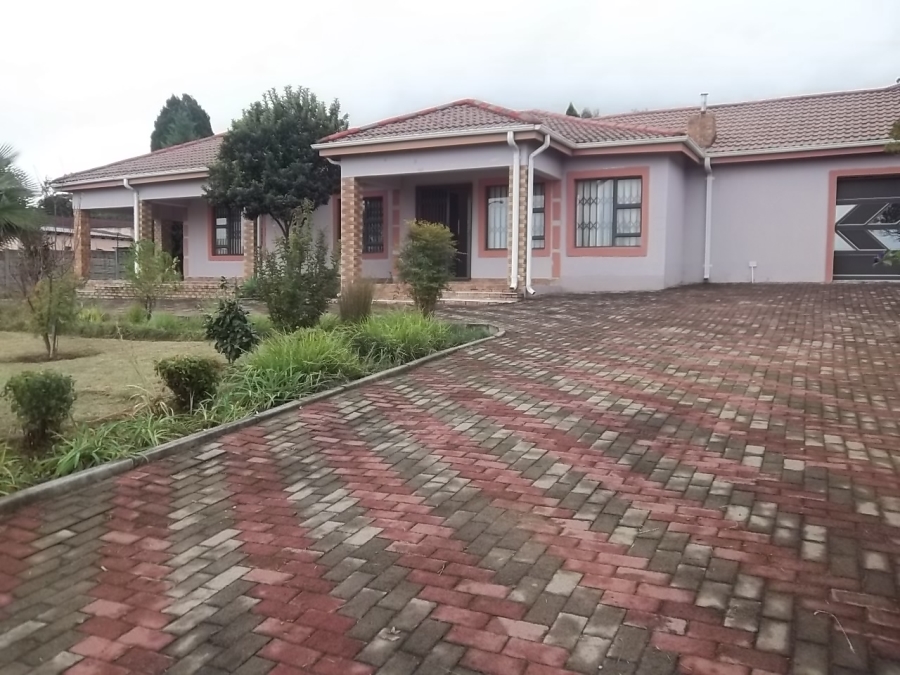 3 Bedroom Property for Sale in Aviary Hill KwaZulu-Natal