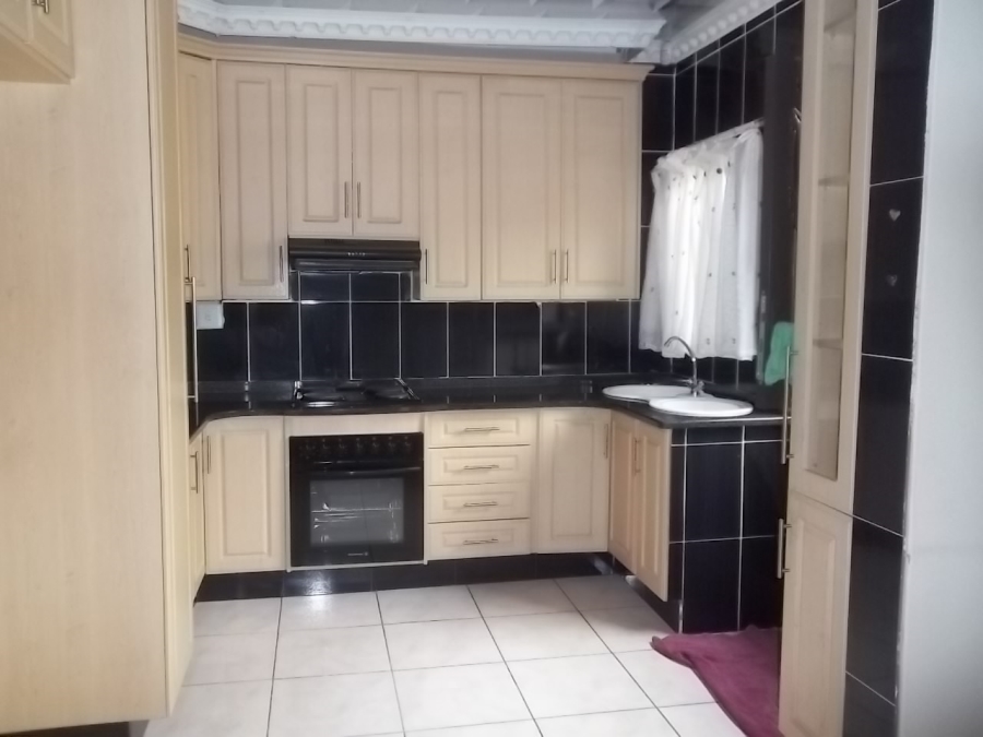 3 Bedroom Property for Sale in Aviary Hill KwaZulu-Natal